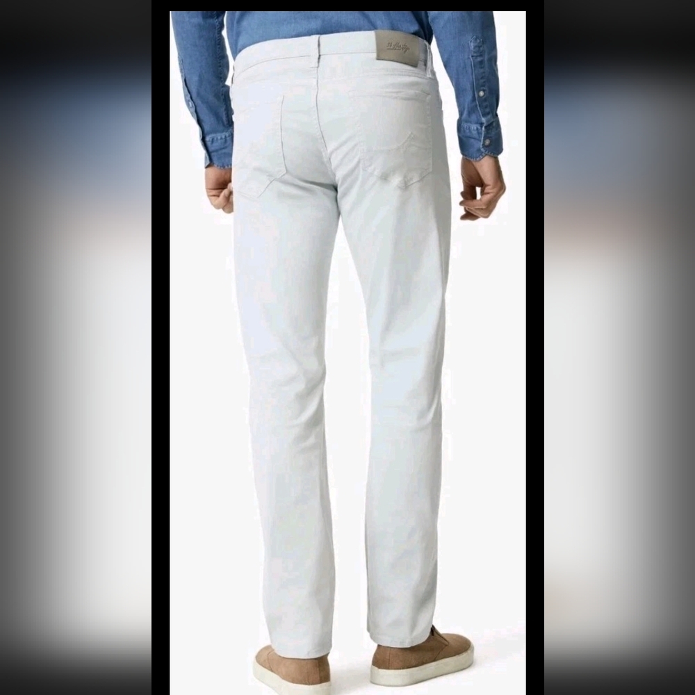 Heritage Men's Soft Gray Straight Jeans